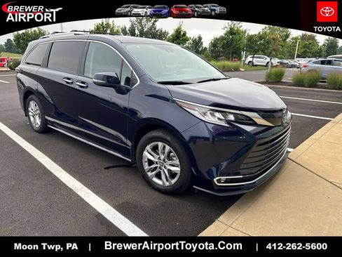 Used 2024 Toyota Sienna Limited AWD/4WD image 1