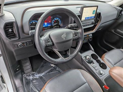 Used 2023 Ford Bronco Sport Outer Banks AWD/4WD image 10