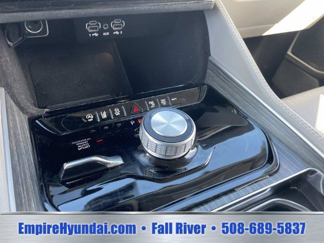 Used 2024 Jeep Wagoneer Series II w/ Flexible Seating Group AWD/4WD image 25
