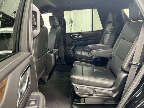 Used 2024 Chevrolet Tahoe Premier AWD/4WD image 26