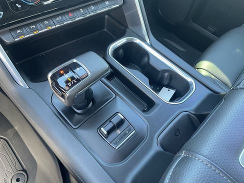 Used 2022 GMC Sierra 1500 Denali image 19