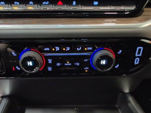 New 2026 Chevrolet Silverado 1500 RST w/ Dark Appearance Package image 27