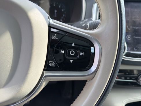Used 2019 Volvo XC90 T6 Momentum image 20