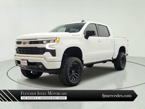 Used 2024 Chevrolet Silverado 1500 RST w/ Convenience Package II AWD/4WD image 1