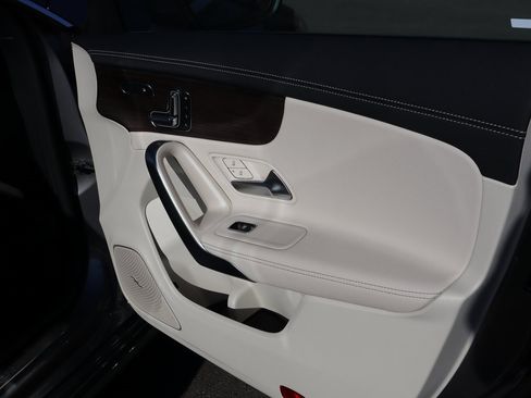 New 2026 Mercedes-Benz CLA 250 4MATIC image 11