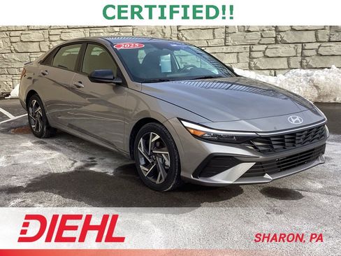 Certified 2025 Hyundai Elantra Sport w/ Cargo Package image 1