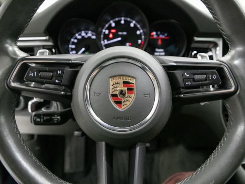 Certified 2023 Porsche Macan AWD/4WD image 14