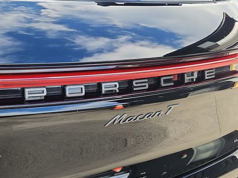 New 2026 Porsche Macan Turbo image 25