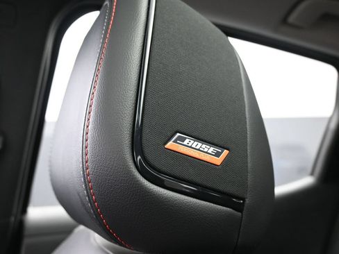 New 2026 Nissan Kicks SR w/ SR Premium Package FWD image 13