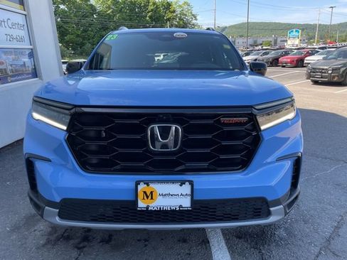 Used 2023 Honda Pilot TrailSport image 8