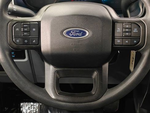 Used 2023 Ford F150 XLT w/ XTR Package image 5