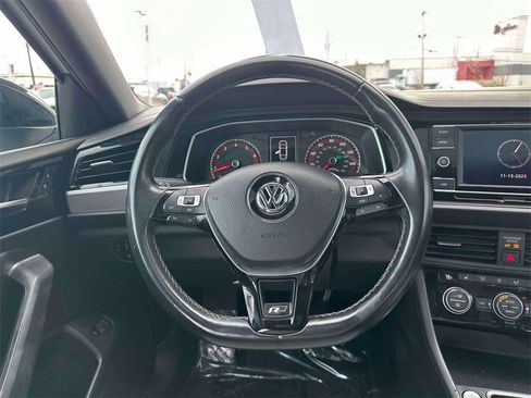 Used 2019 Volkswagen Jetta R-Line image 13
