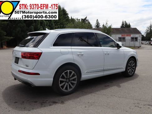 Used 2017 Audi Q7 3.0T Premium Plus w/ Premium Plus Package AWD/4WD image 7