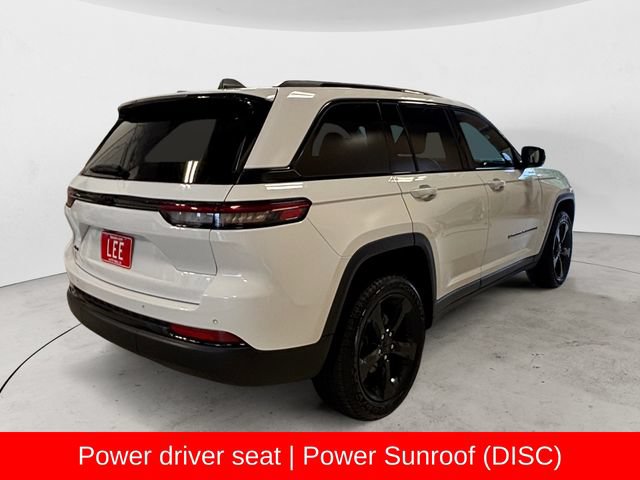 Used 2023 Jeep Grand Cherokee Altitude AWD/4WD image 6