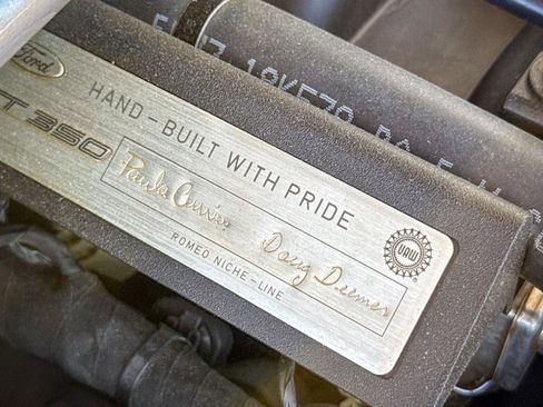 Used 2016 Ford Mustang Shelby GT350 w/ Technology Package image 27