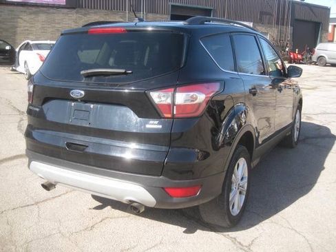 Used 2018 Ford Escape SE AWD/4WD image 5