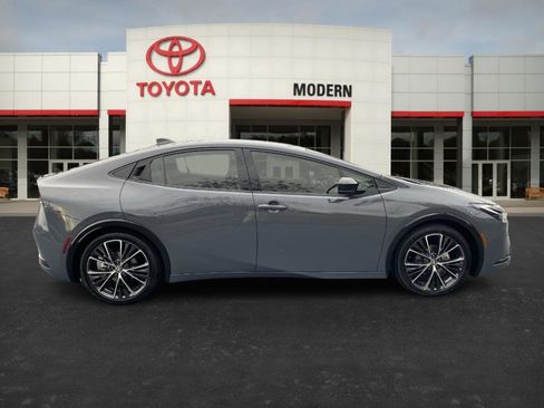 Certified 2024 Toyota Prius XLE image 6