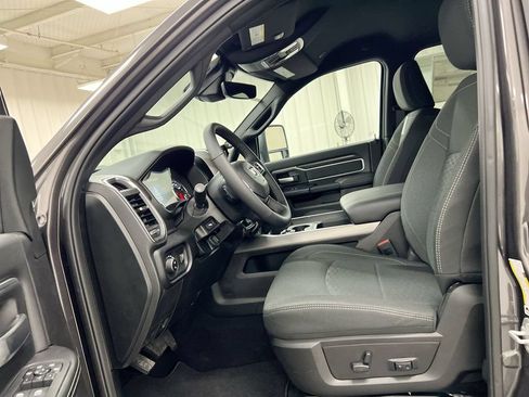 New 2026 RAM 2500 Big Horn AWD/4WD image 19