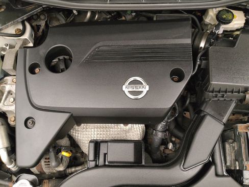 Used 2014 Nissan Altima 2.5 SV w/ Convenience Package FWD image 30