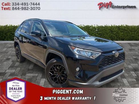 Used 2020 Toyota RAV4 XLE FWD image 1