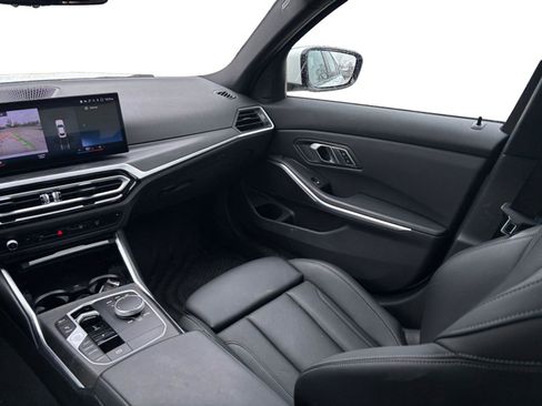 Certified 2023 BMW 330i Sedan w/ M Sport Package image 25