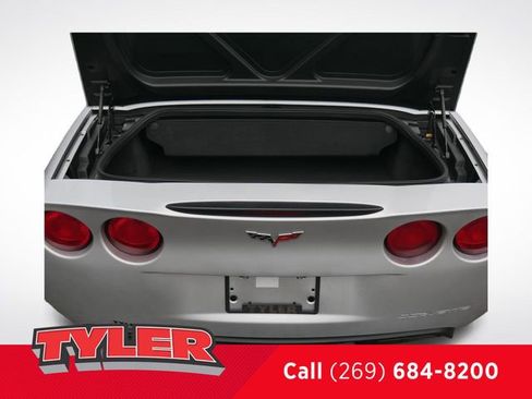 Used 2009 Chevrolet Corvette Convertible w/ Preferred Equipment Group image 18