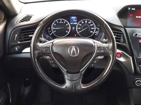 Used 2017 Acura ILX w/ Premium Package image 12