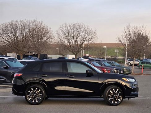 New 2026 Honda HR-V EX-L image 3