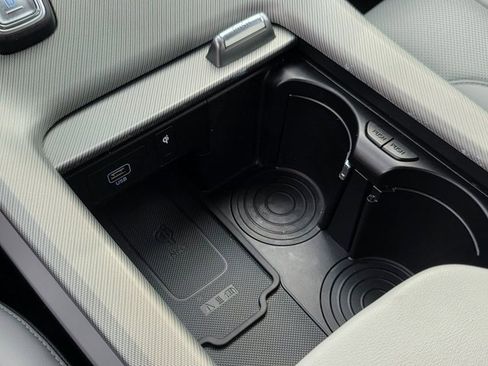 Certified 2024 Hyundai Palisade SEL image 32