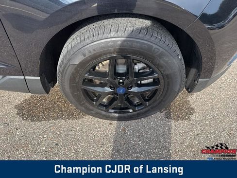 Used 2022 Ford Edge SEL image 24