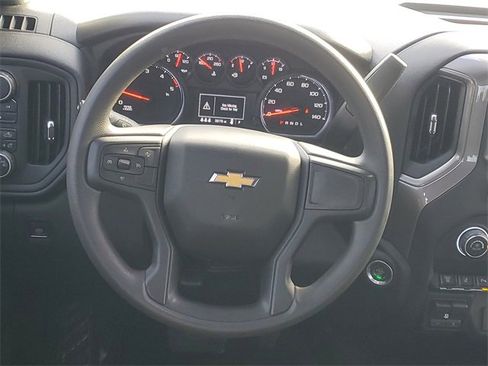 Used 2024 Chevrolet Silverado 2500 Custom w/ Custom Value Package image 13