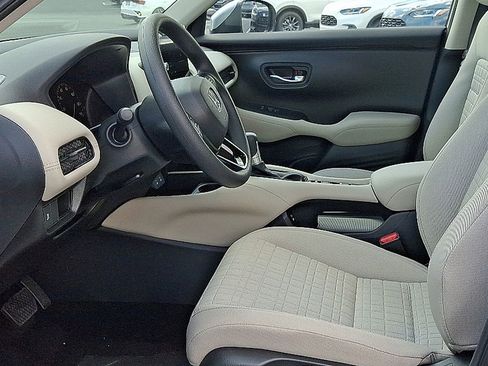 New 2027 Honda HR-V LX image 6