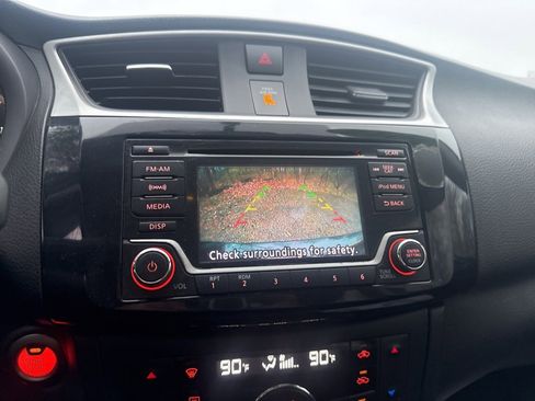 Used 2018 Nissan Sentra SV image 26