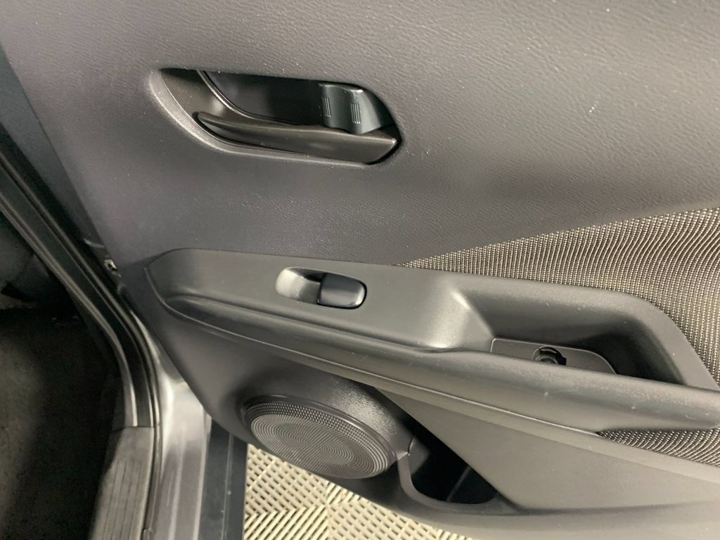 Used 2020 Nissan Kicks S FWD image 35