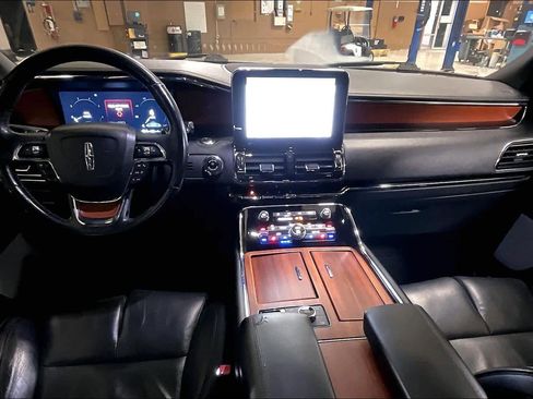 Used 2018 Lincoln Navigator Reserve w/ Technology Package image 14