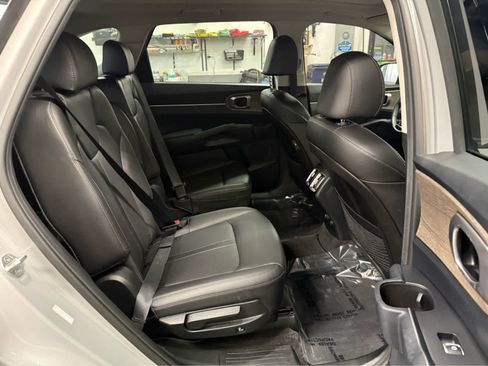 Used 2023 Kia Sorento X-Line EX image 29