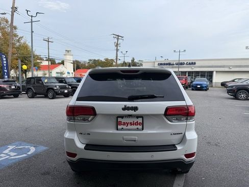 Used 2020 Jeep Grand Cherokee Laredo image 18