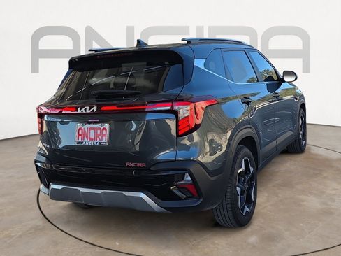 Certified 2025 Kia Seltos EX w/ EX Sunroof Package image 8