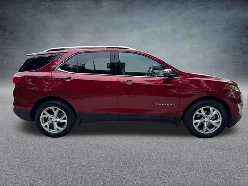 Used 2018 Chevrolet Equinox Premier FWD image 7