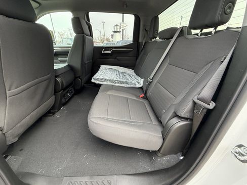 New 2026 GMC Sierra 1500 SLE w/ Max Trailering Package image 26