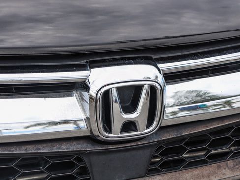 Used 2018 Honda CR-V EX image 4