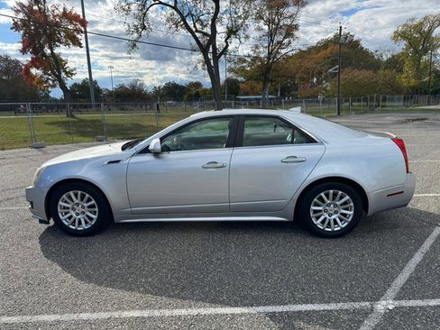 Used 2012 Cadillac CTS Luxury image 2