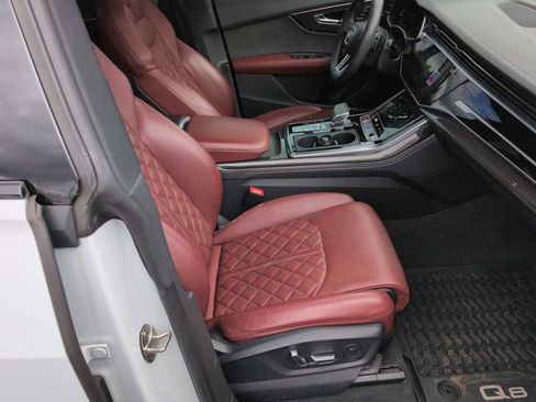 Used 2023 Audi SQ8 Premium Plus w/ Carbon Optic Package AWD/4WD image 24