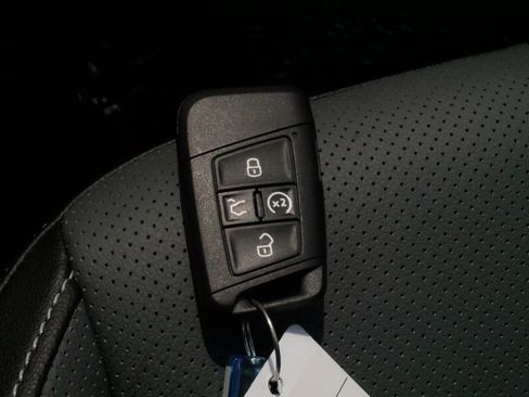 Certified 2026 Volkswagen Jetta SEL FWD image 34