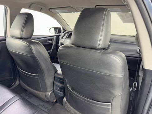 Used 2018 Toyota Corolla SE image 28