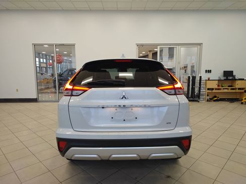 Used 2025 Mitsubishi Eclipse Cross SE image 4
