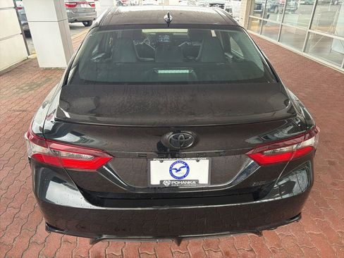 Used 2024 Toyota Camry SE w/ Blackout Package (TMS) FWD image 11