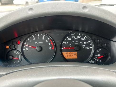 Used 2013 Nissan Frontier S image 27