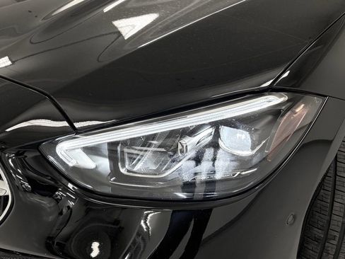 Used 2025 Mercedes-Benz C 300 4MATIC Sedan image 11