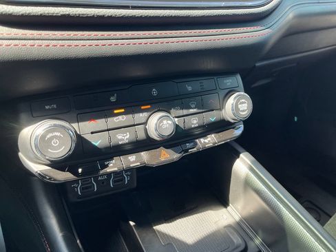 Used 2021 Dodge Durango R/T w/ Blacktop Package AWD/4WD image 20